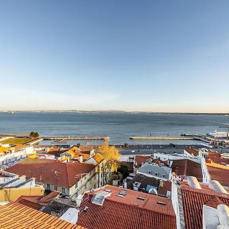 Mivo I Panoramic View Alfama Cathedral Apartamento